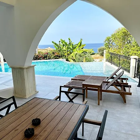 Hébergement de vacances Carrington Holidays *