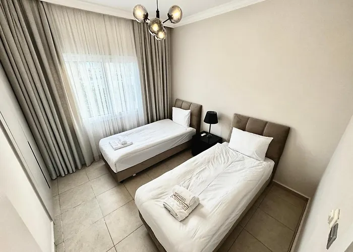 Carrington Holidays Кирения