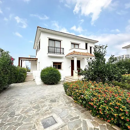 Carrington Holidays Girne