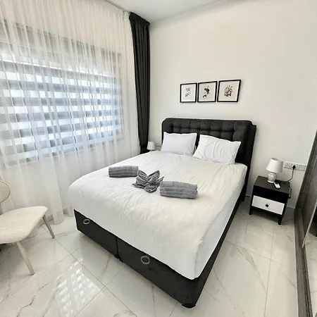 Carrington Holidays Feriehus Kyrenia (Northern Cyprus)