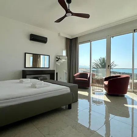 Carrington Holidays Prázdninový dům Kyrenia (Northern Cyprus)