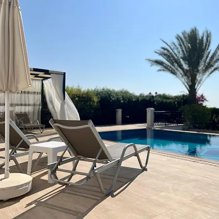 Carrington Holidays * Кирения