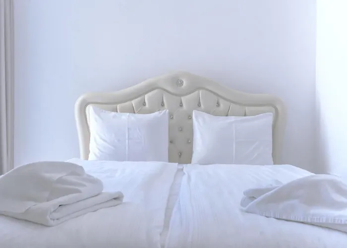 Carrington Holidays 別荘 *